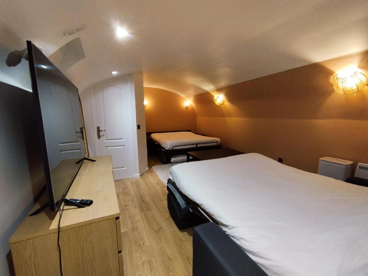 Appartement Beautiful Triplex In The Center Of Paris Extérieur photo